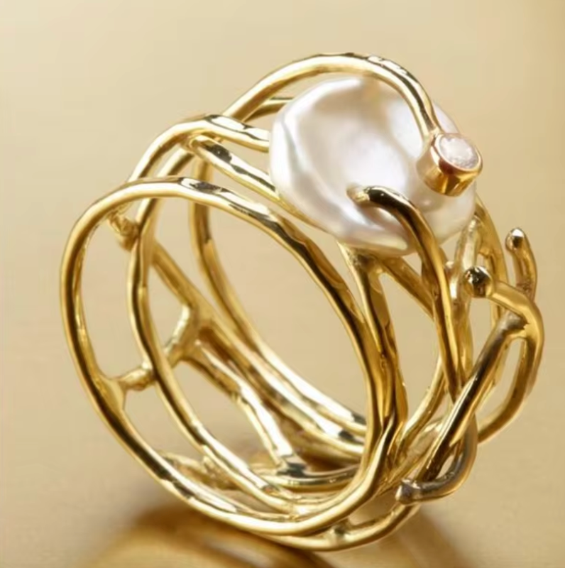Golden Enchanted Vine Ring