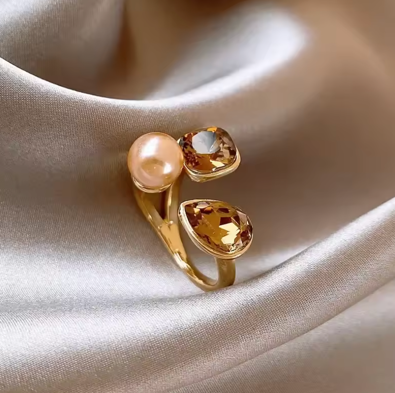 Imperial Aurelia Ring