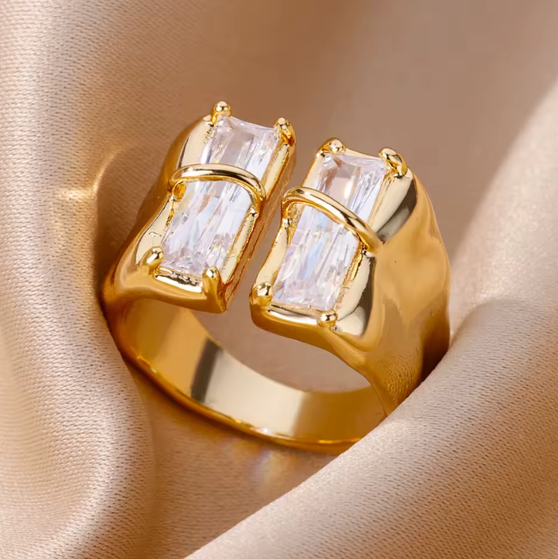 Ethereal Muse Ring