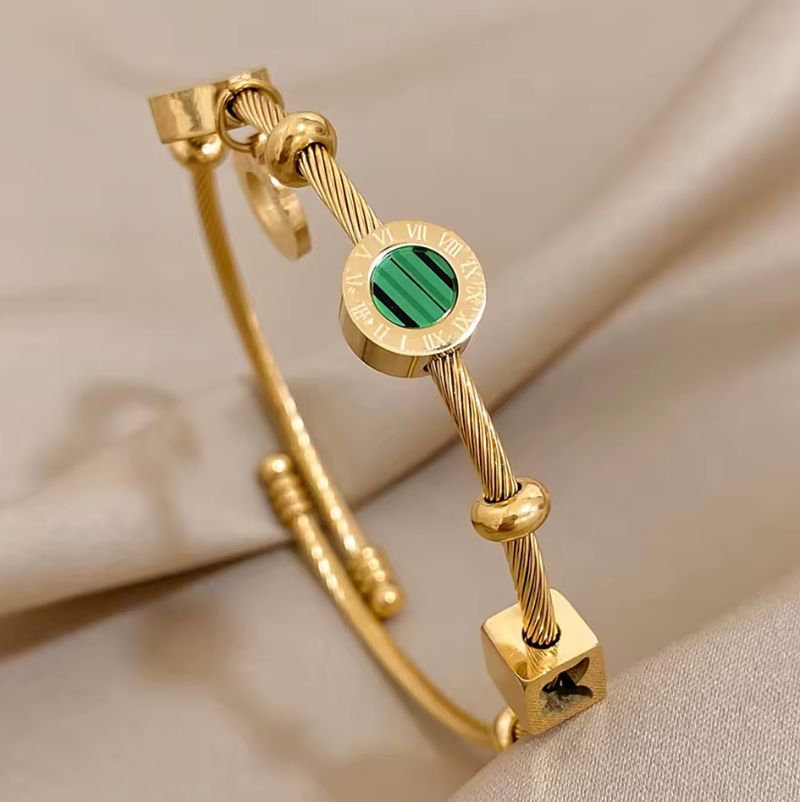 The Duchess Cuff