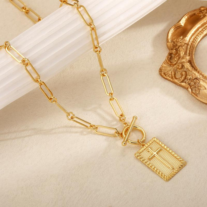 The Gold Link Cross