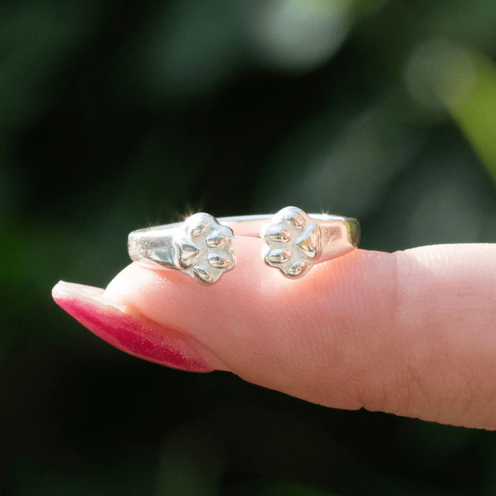 paw hug ring