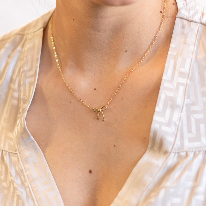 Amoura Bow Pendant