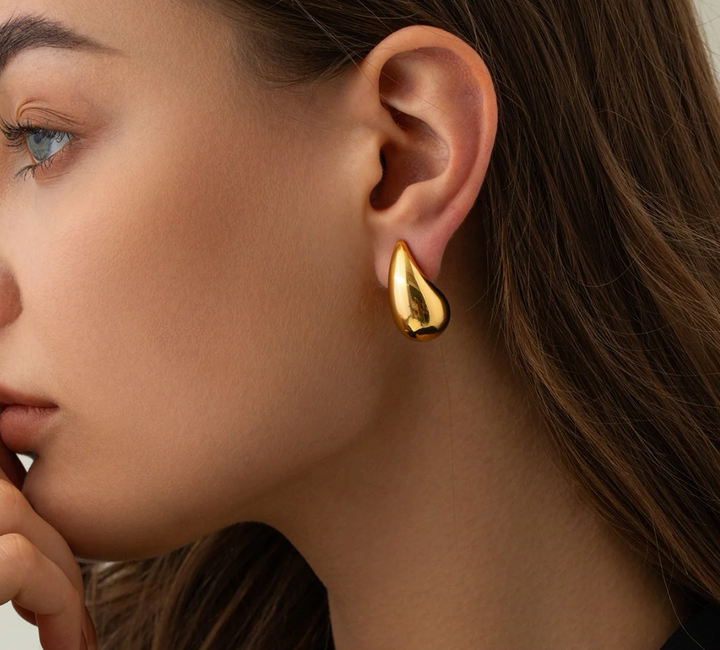 The Rain Drop Earrings