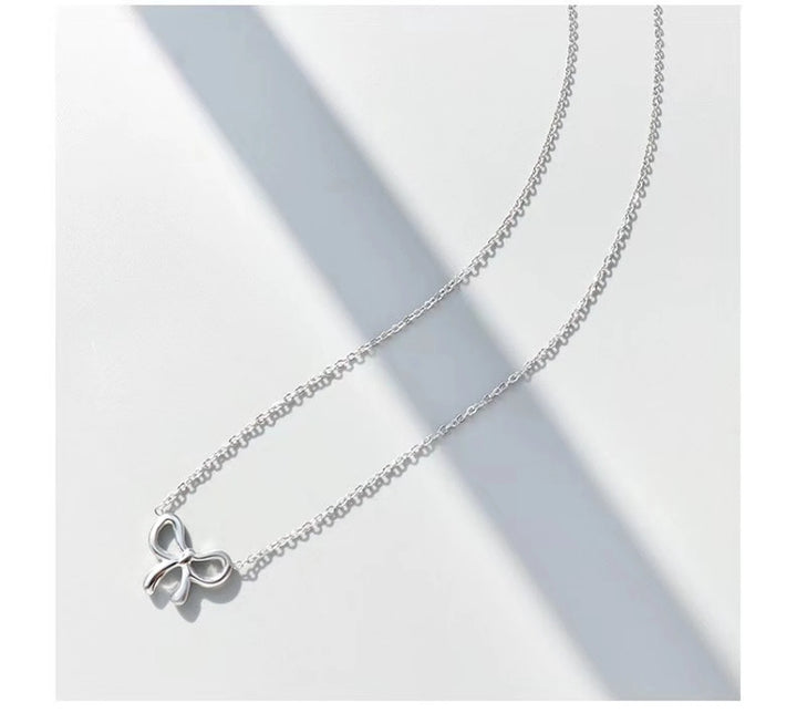 The Dainty Bow Necklace